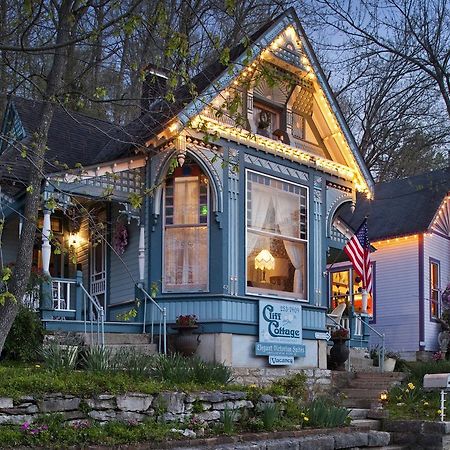 Cliff Cottage Inn Юрика Спрингс Экстерьер фото